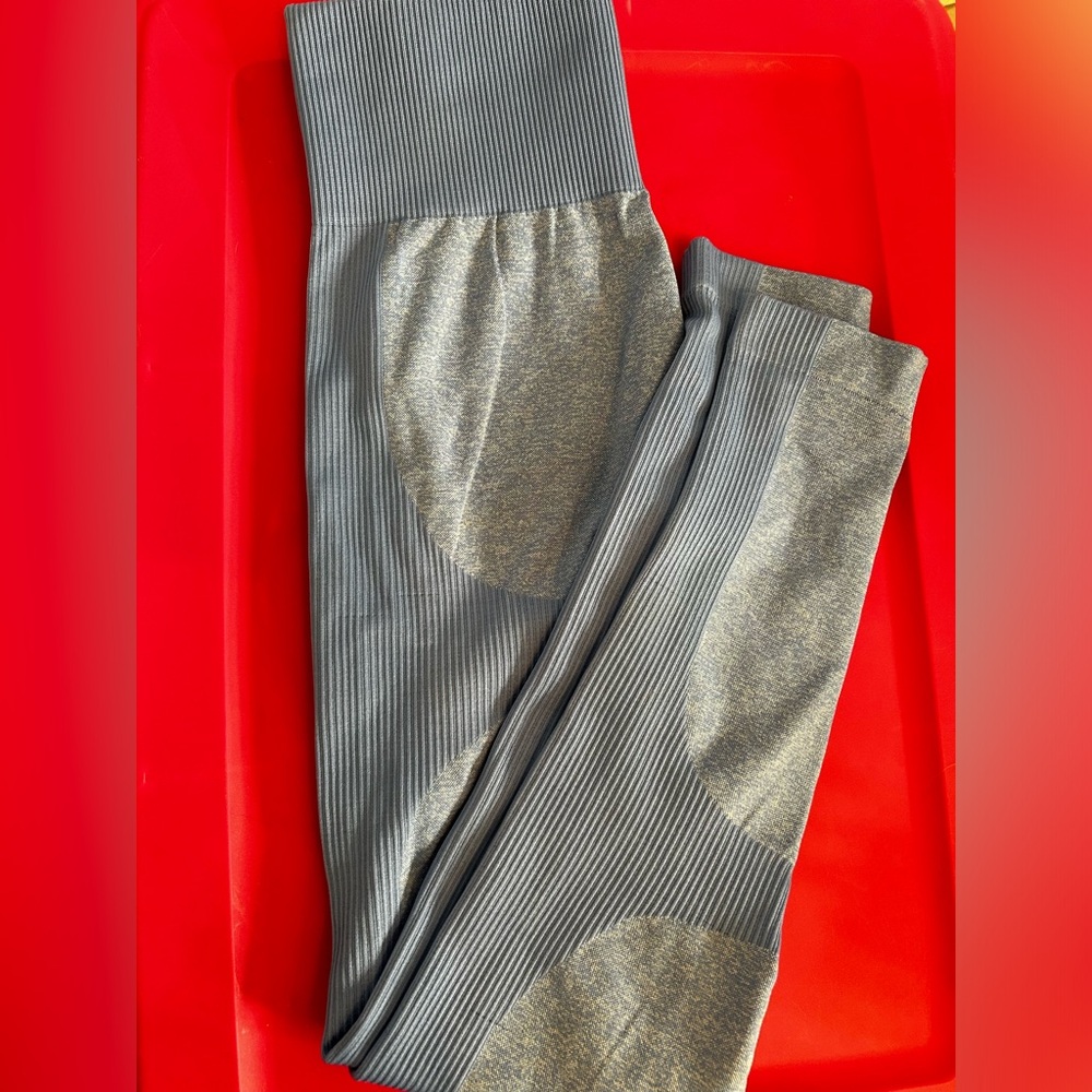 Active wear leggings